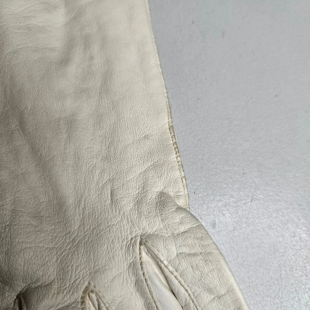 Vintage Macy Associates White Leather Gloves Made in Italy Pearl Button Size 6.5